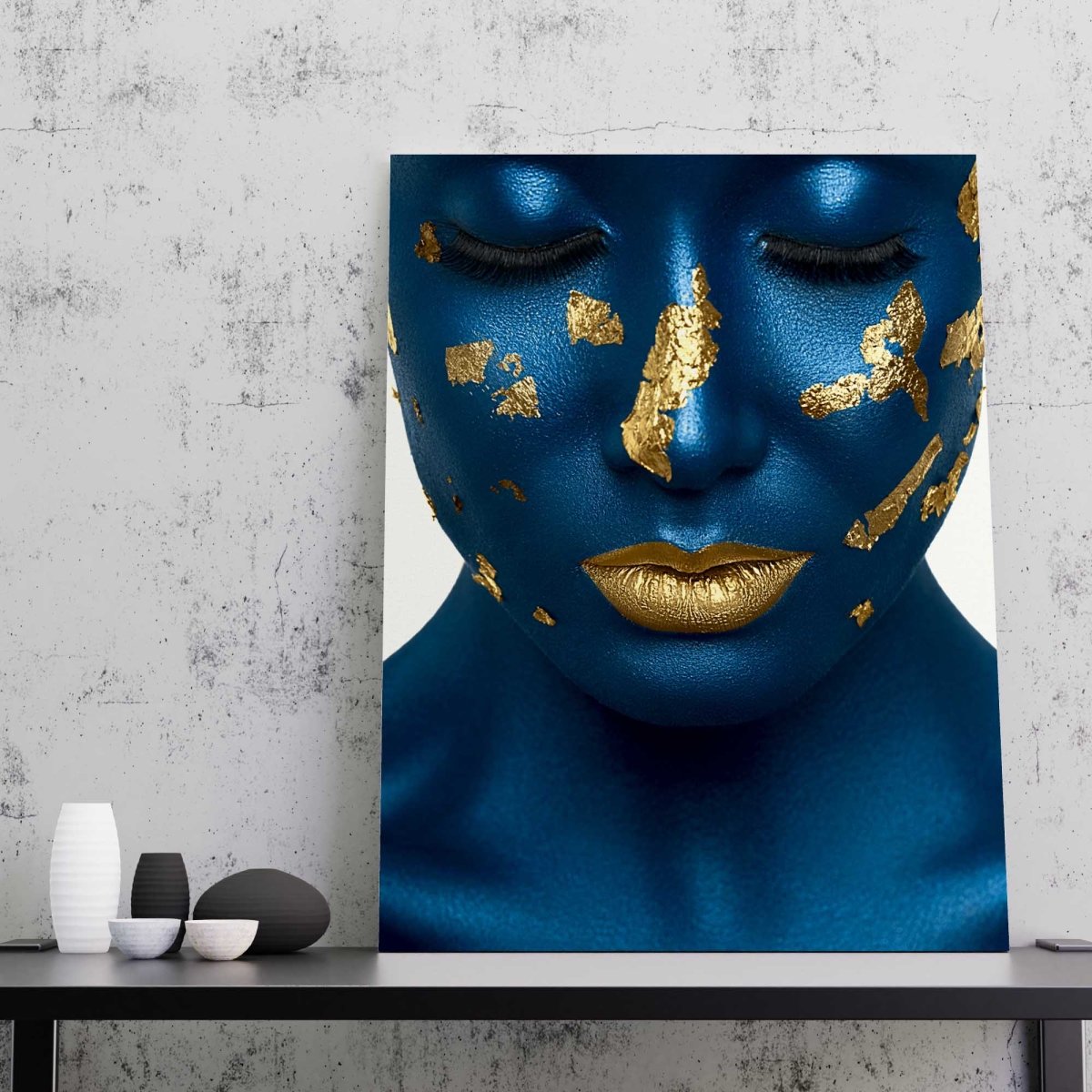 Tablou Canvas Blue Skin and Gold Lips - clevny.ro