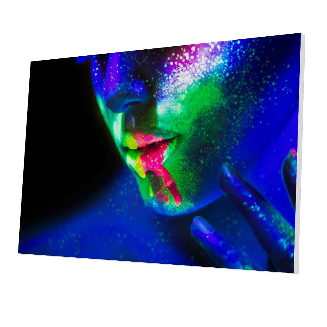 Tablou Forex Woman in Neon Light - clevny.ro